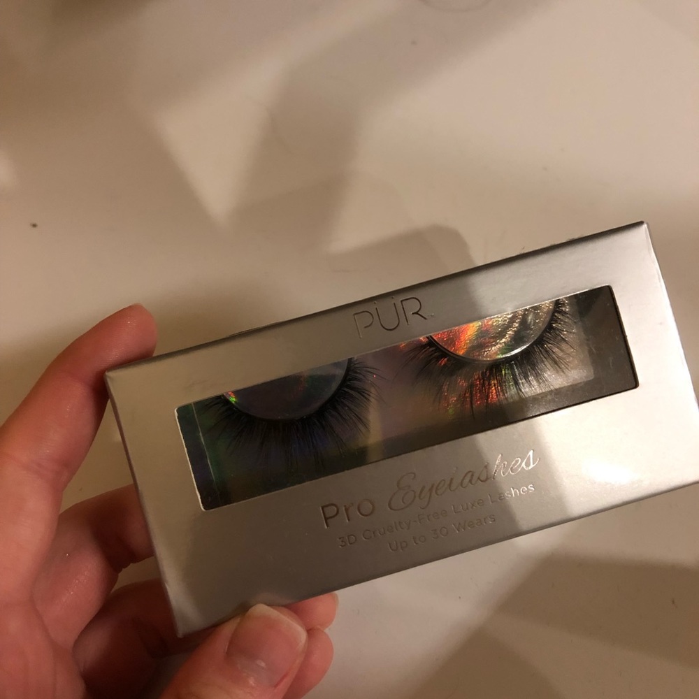 Lashes Bundle! BNIB - Picture 5 of 5